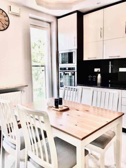 Nowoczesny Apartament Na Pradze Βαρσοβία Εξωτερικό φωτογραφία